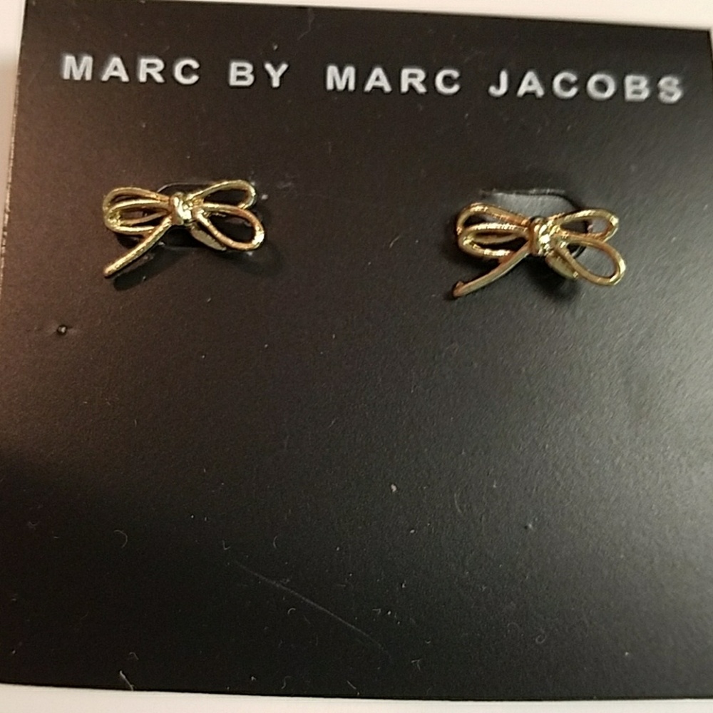 Marc By Marc Jacobs gold bow earrings posts